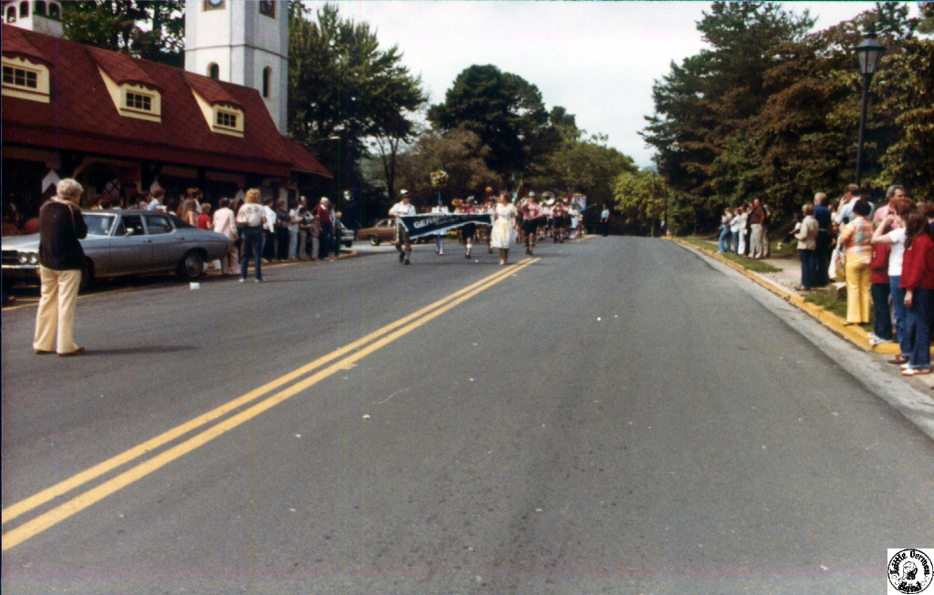 1979 09 23 05 marching through Georgia-Helen that is.jpg